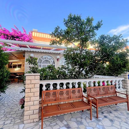 Bed & Breakfast Rab Palit Экстерьер фото