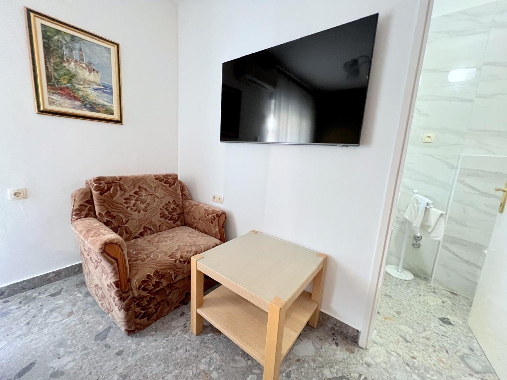 Bed & Breakfast Rab Palit Экстерьер фото