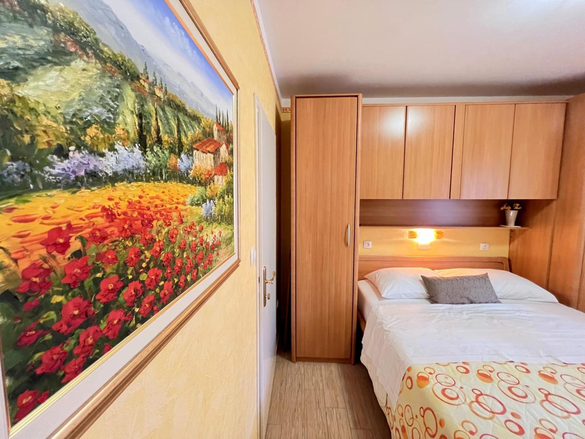 Bed & Breakfast Rab Palit Экстерьер фото