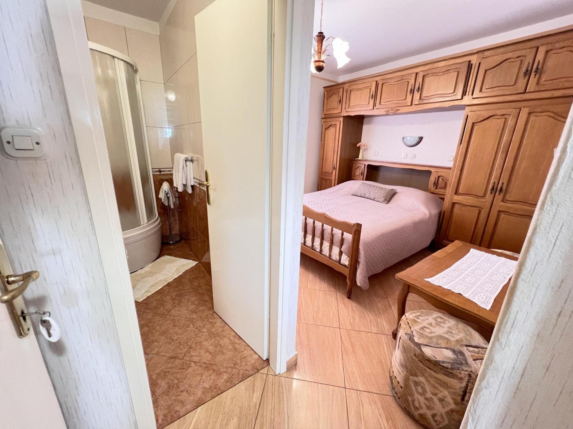 Bed & Breakfast Rab Palit Экстерьер фото